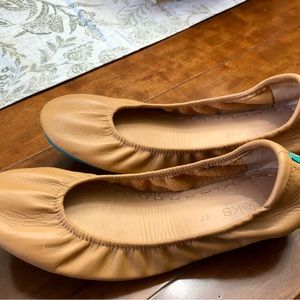 Tieks size 10 camel color